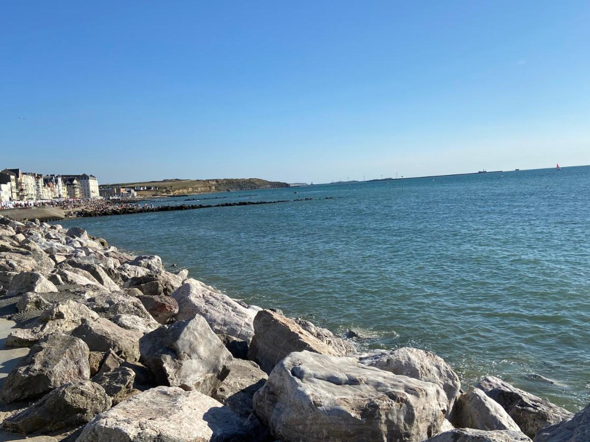 Le Bon Endroit En Bord De Mer, Vue Mer , Parking Et Wifi Wimereux Buitenkant foto
